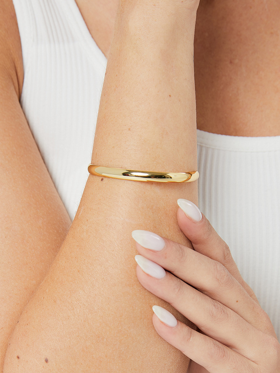 Classic bangle bracelet
